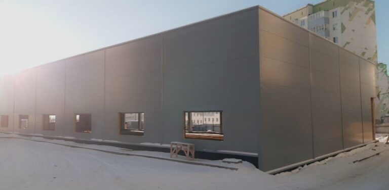 img_644a19849960d644a198499649