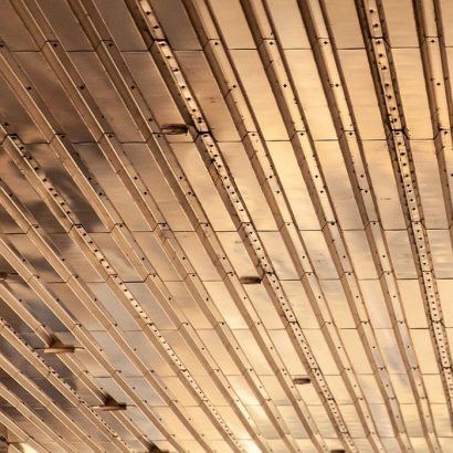 производство металлических ригелей